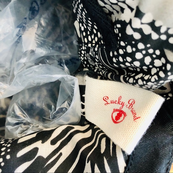 LUCKY Brand Soft black leather purse - Picture 5 of 5